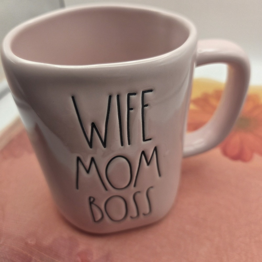 Rae  Dunn WIFE MOM BOSS  Pink Mug - Picture 9 of 10